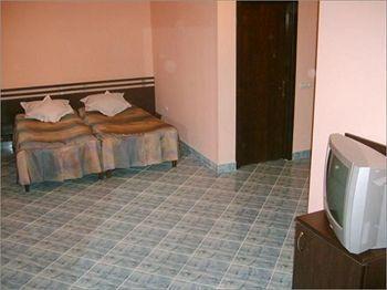Marea Neagra 3*