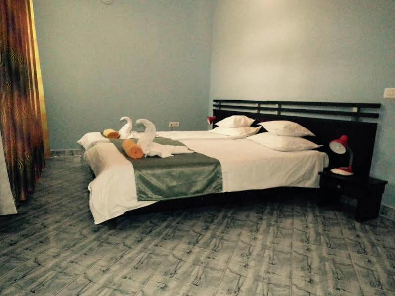 Hotel Marea Neagra